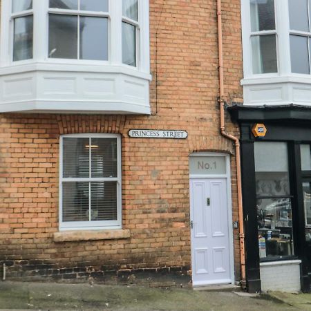1 Princess Street Scarborough Exterior photo